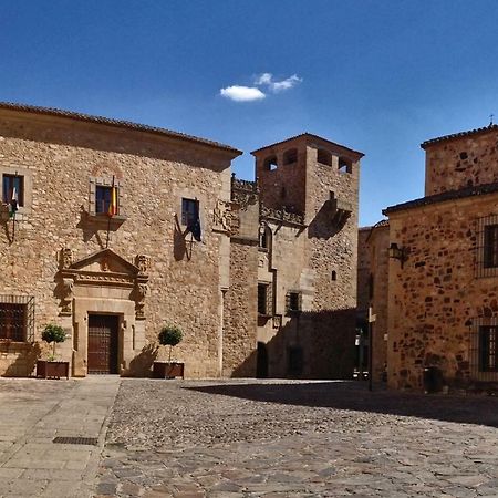 Adama Apartamento Turistico Caces Exterior foto