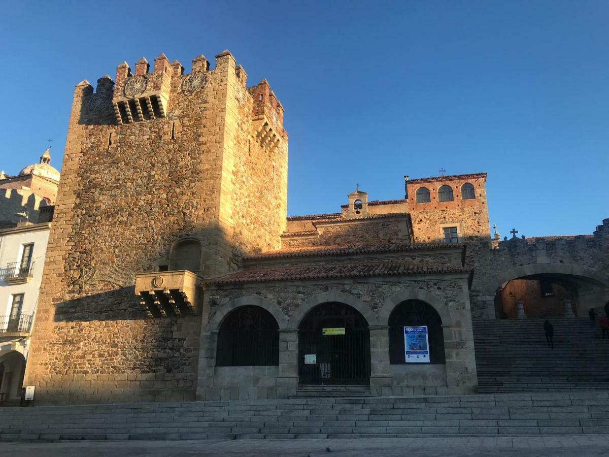 Adama Apartamento Turistico Caces Exterior foto